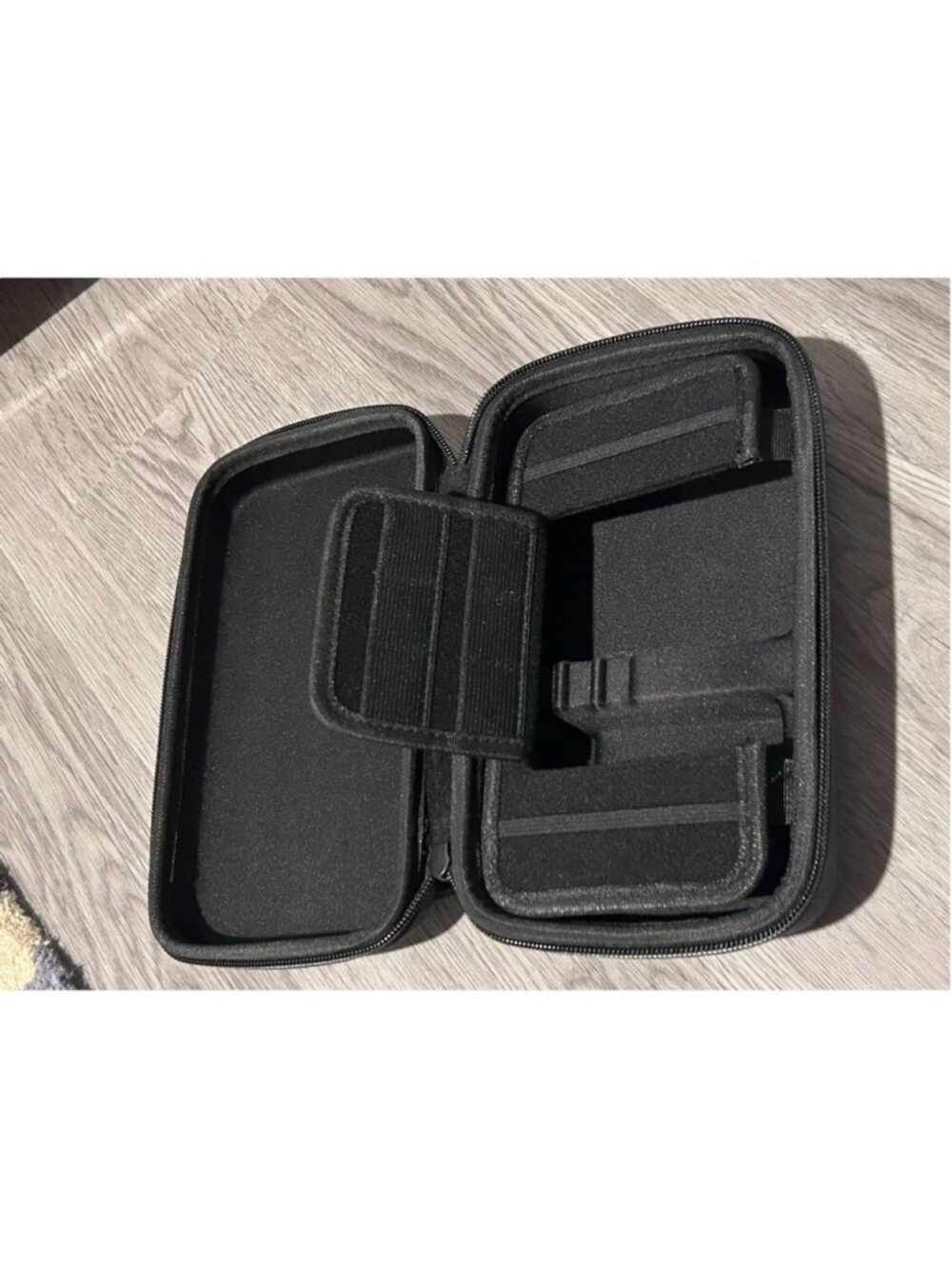 Official Nintendo Switch Deluxe Travel Carry Case Storage Organizer Gray - Picture 5 of 10